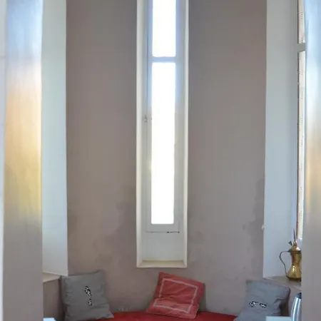 Couette-café Chateau De L'aroumias *